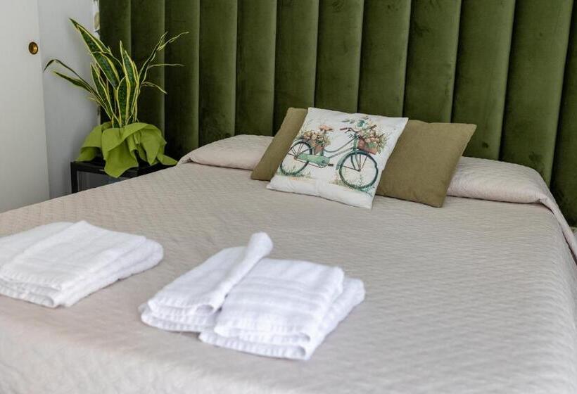 ペンション Borgo La Chiusa