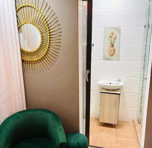 ペンション Mpisana Boutique Guesthouse