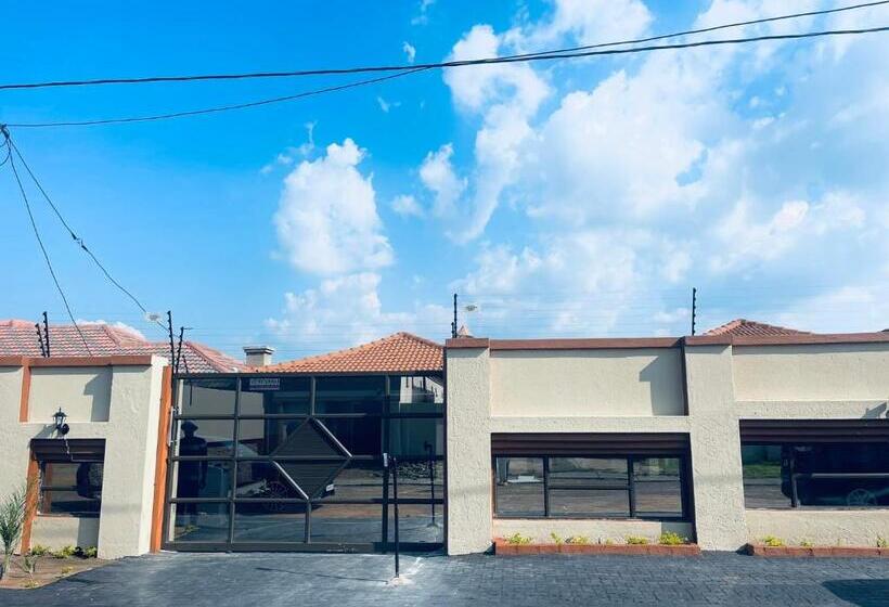 بنسيون Mpisana Boutique Guesthouse