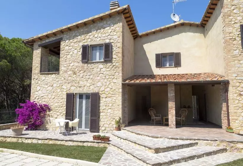 پانسیون Dimora La Fiumara