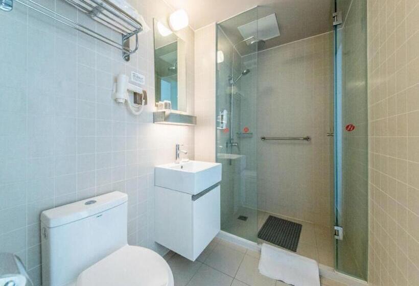 Отель Jinjiang Inn Yangzhou Slender West Lake Dongguan Street