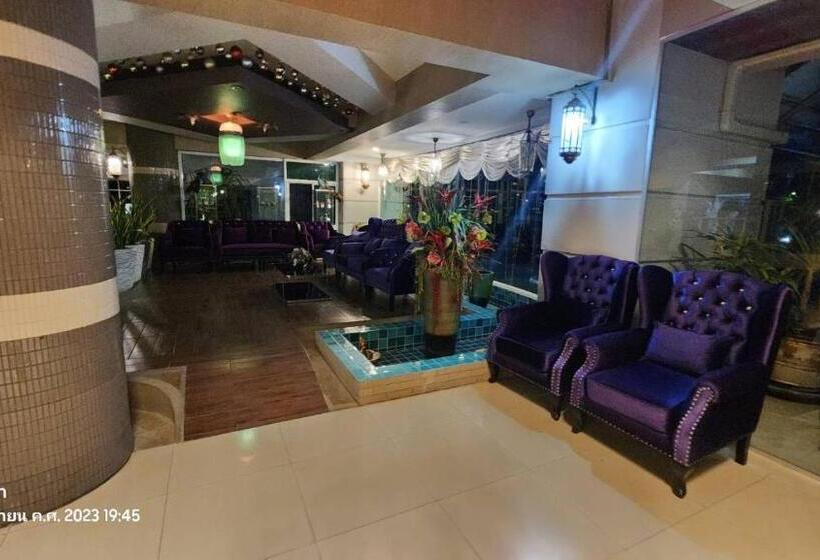 ホテル Topten Grand