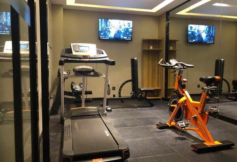 Kyriad Marvelous Hotel Changde Pedestrian Street