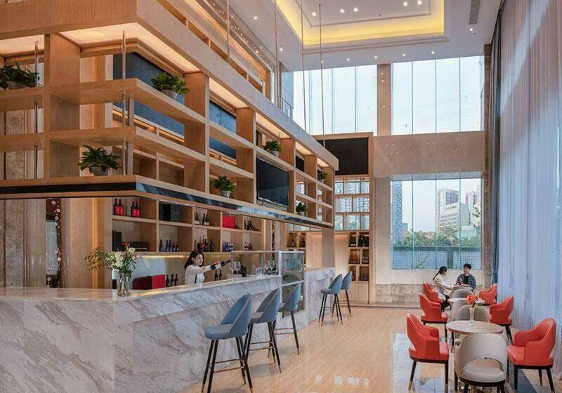 Kyriad Marvelous Hotel Shenzhen Longhua Mission Hills Bamboo Village Subway Station