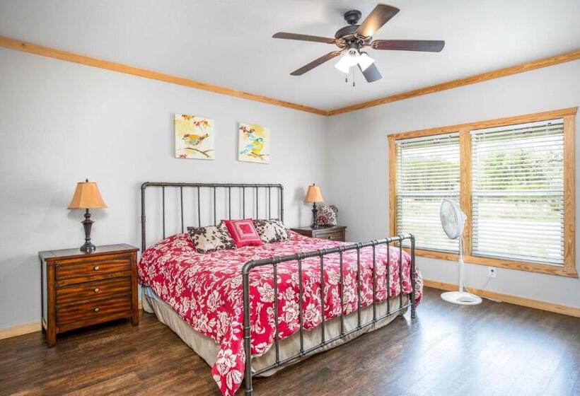 Pensionat River Bend Hideaway On Medina