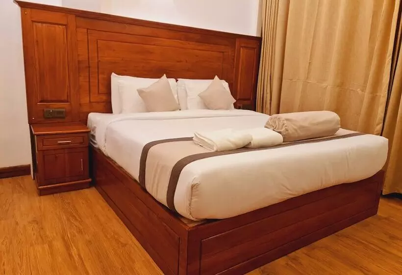 Top Rich Hotel Nuwara Eliya