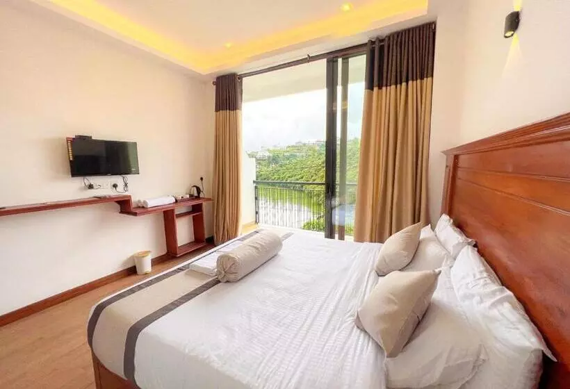 Top Rich Hotel Nuwara Eliya