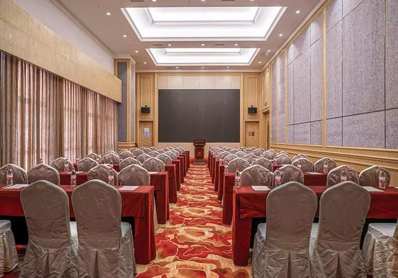 Vienna International Hotel Chongqing Ranjiaba