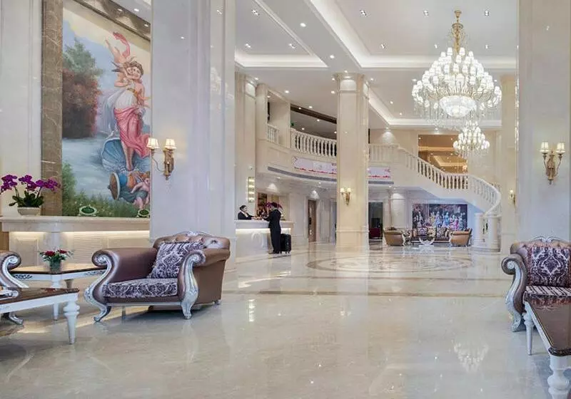 Vienna International Hotel Ganzhou Longnan