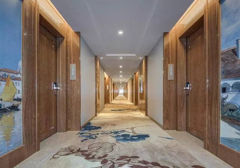 Vienna International Hotel Ganzhou Longnan