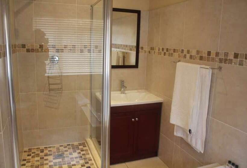 צימר Chartwell Guest House