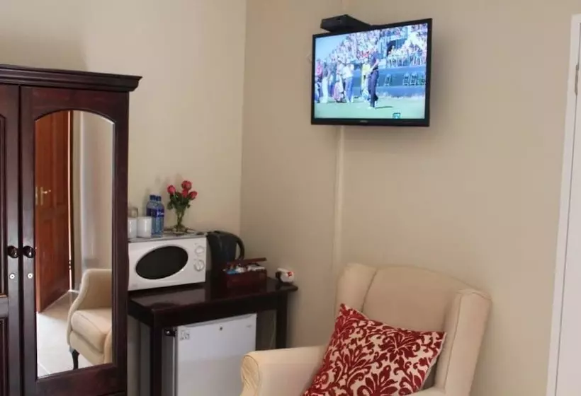 ベッドアンドブレックファースト Chartwell Guest House
