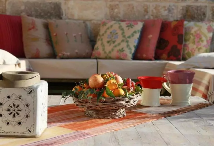 تختخواب و صبحانه Masseria Fano Relais & Wine