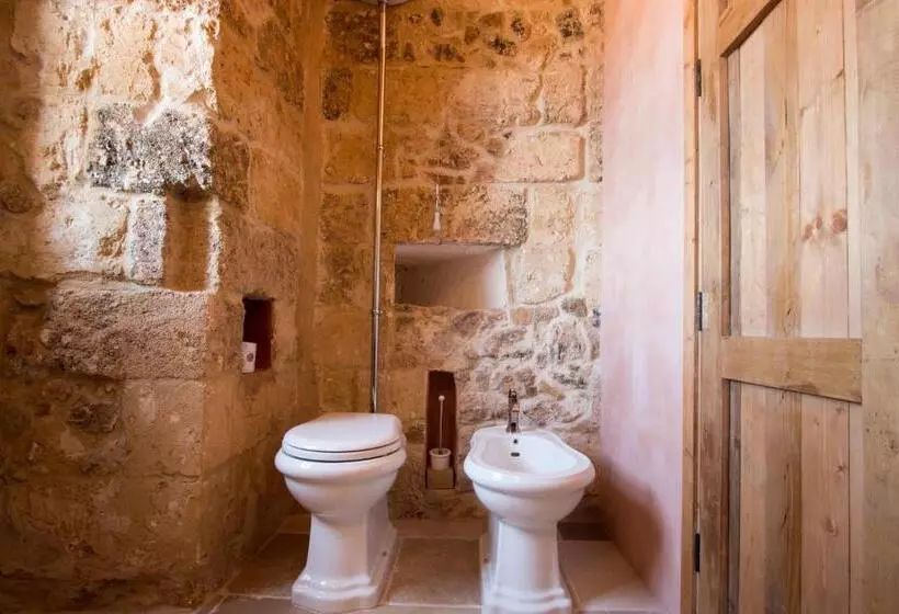 تختخواب و صبحانه Masseria Fano Relais & Wine