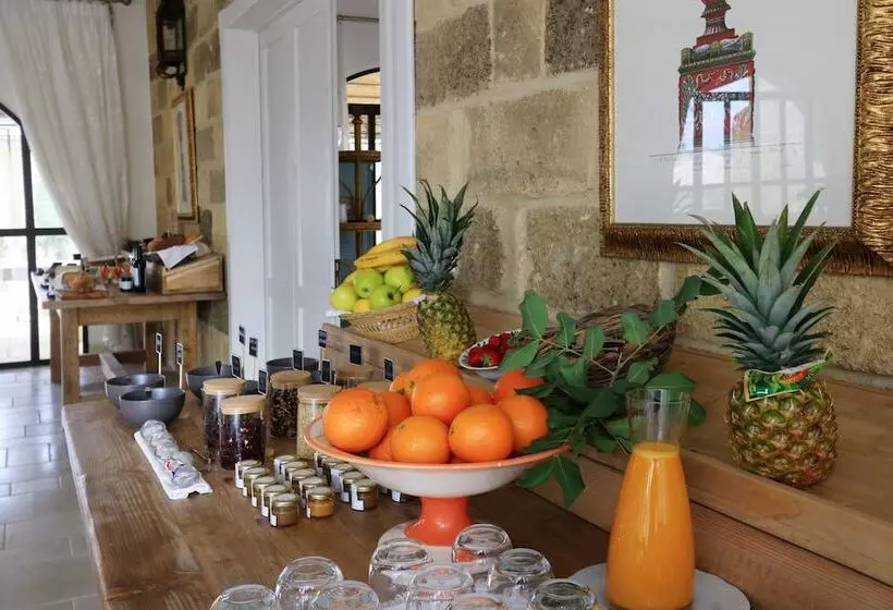 تختخواب و صبحانه Masseria Fano Relais & Wine