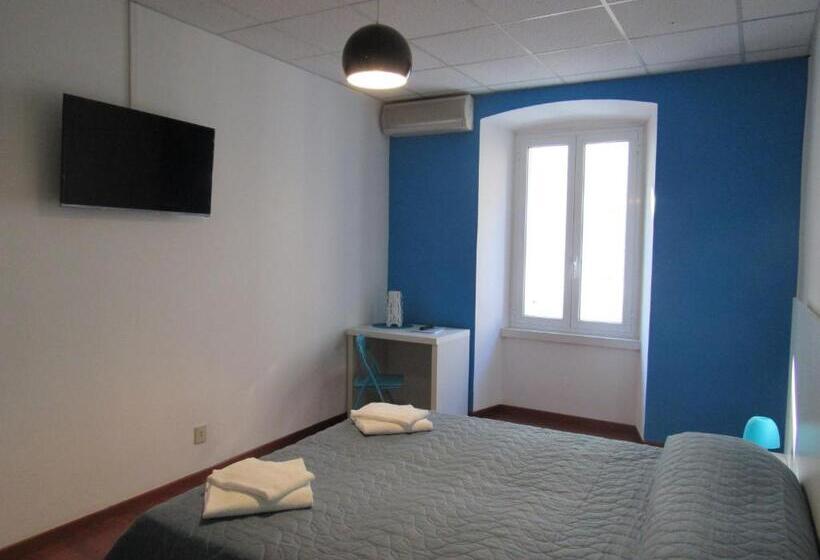 تختخواب و صبحانه Smart Accomodation