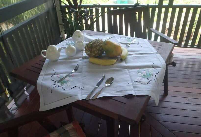 Driftwood Bed And Breakfast