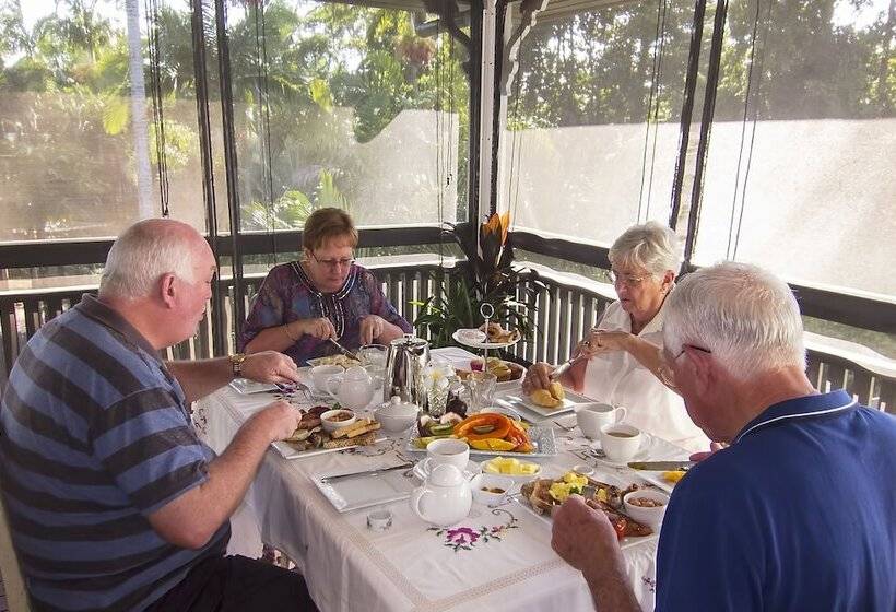 Driftwood Bed And Breakfast