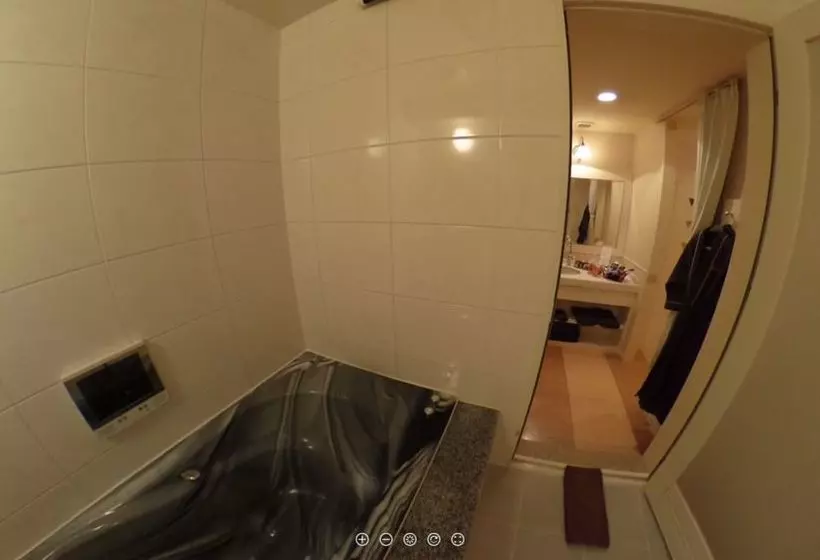 ホテル カーシュ Cache 男塾ホテルグループ