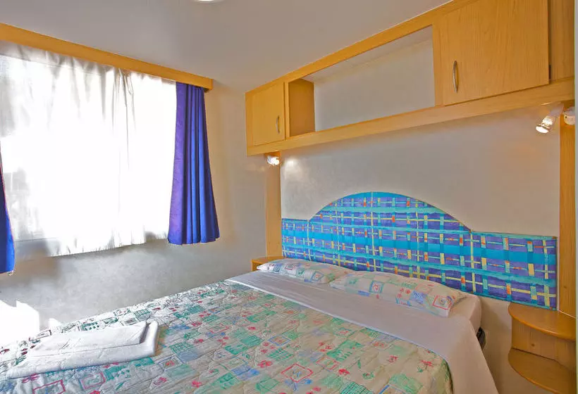 ホテル Arena Stupice Camping Homes
