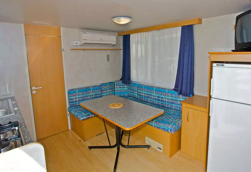 ホテル Arena Stupice Camping Homes