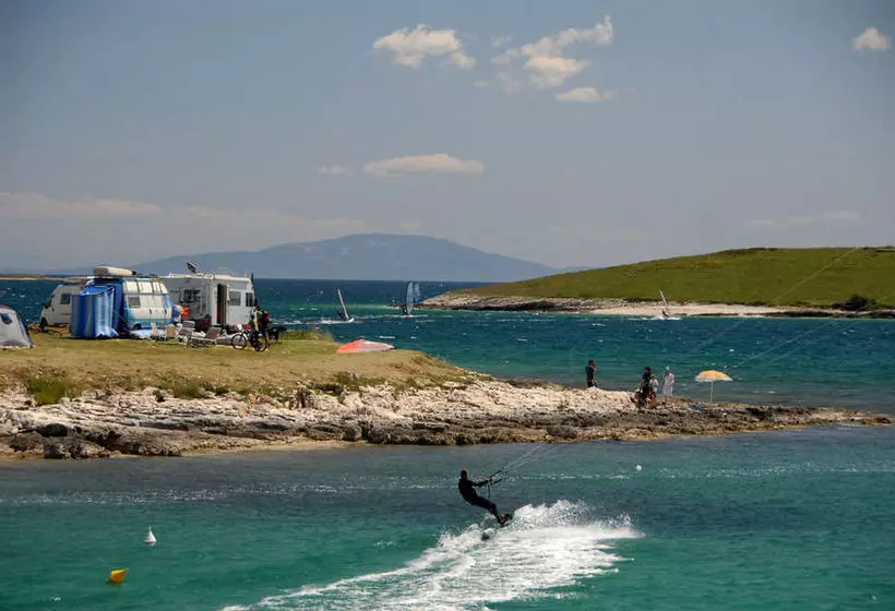 ホテル Arena Stupice Camping Homes