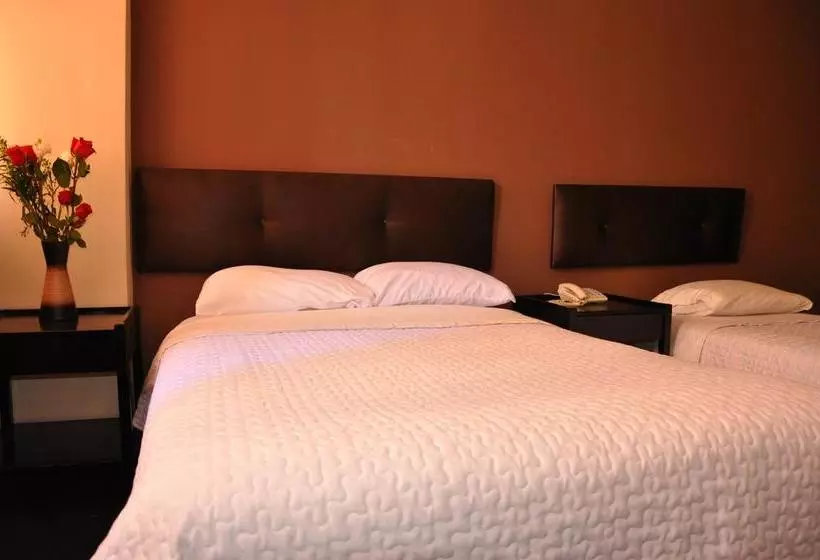 Hotel Catedral Cuenca