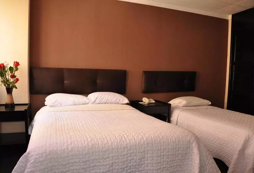 Hotel Catedral Cuenca