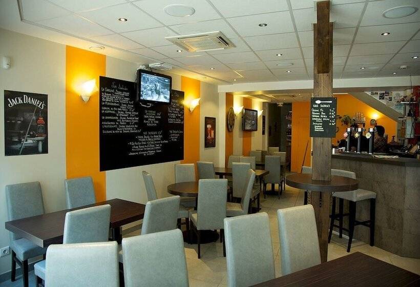 ホテル Hôtel Le Magellan