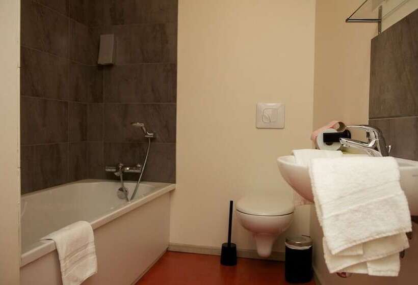 ホテル Hôtel Le Magellan