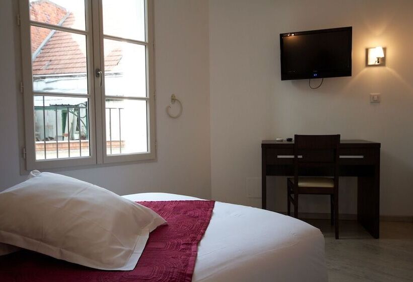 ホテル Hôtel Le Magellan