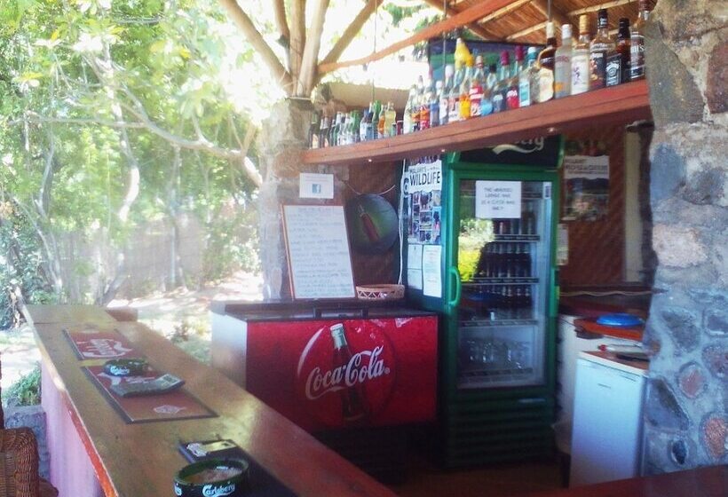 酒店 Nkhudzi Beach Lodge