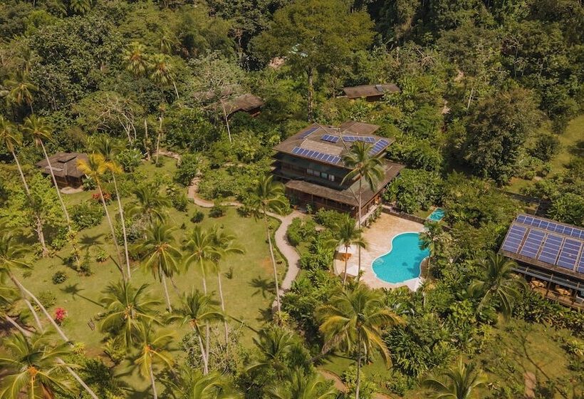 فندق Playa Cativo Lodge