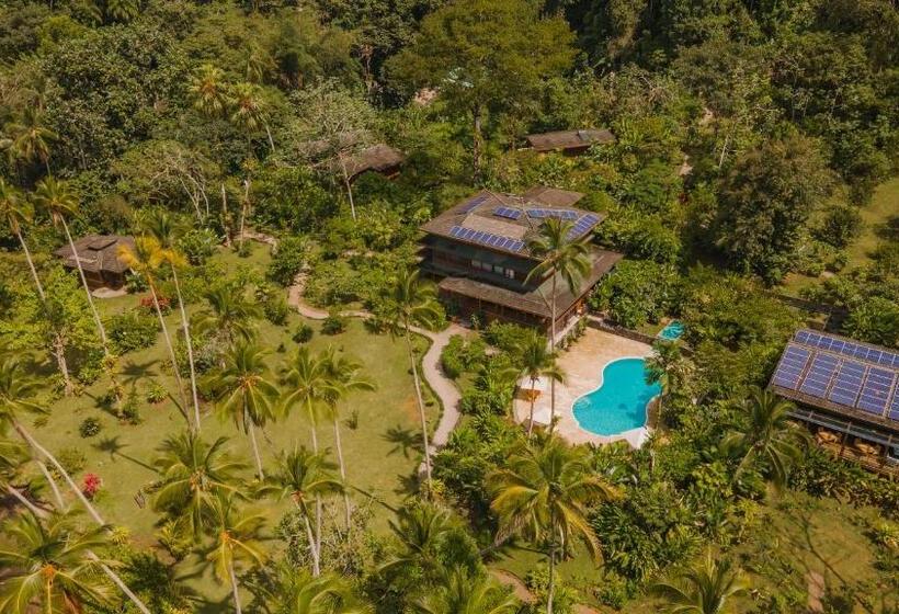 فندق Playa Cativo Lodge