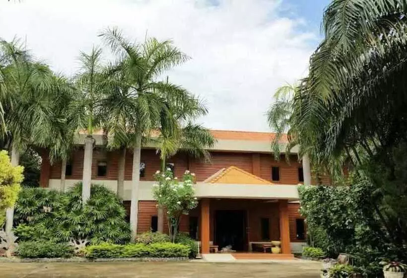 ホテル Rai Sai Luang Resort