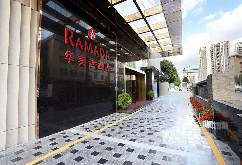 ホテル Ramada Enping