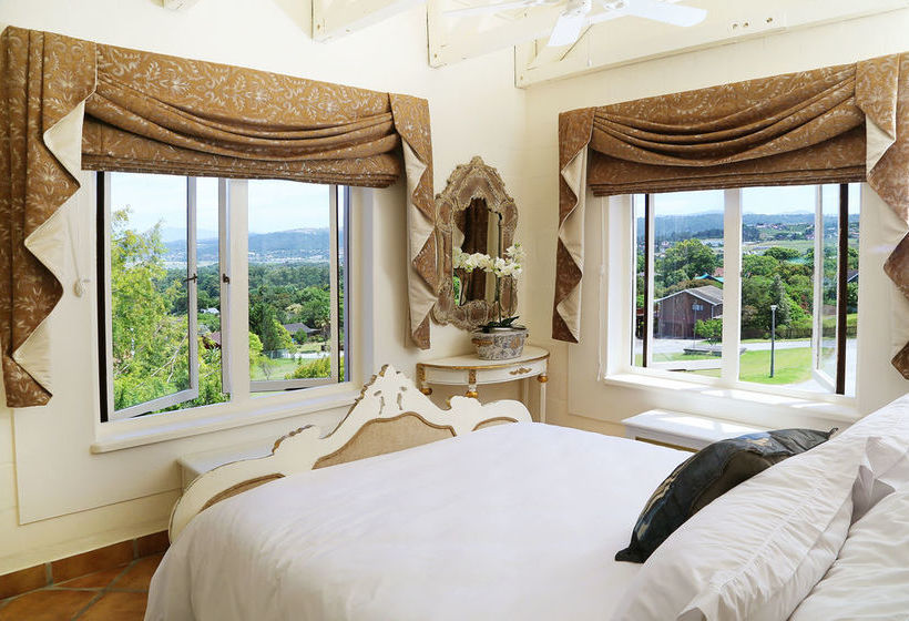 פנסיון Rexford Manor Guesthouse