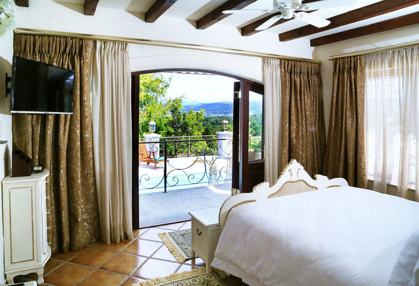 פנסיון Rexford Manor Guesthouse