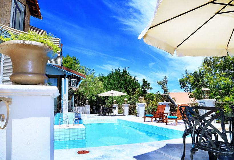 פנסיון Rexford Manor Guesthouse