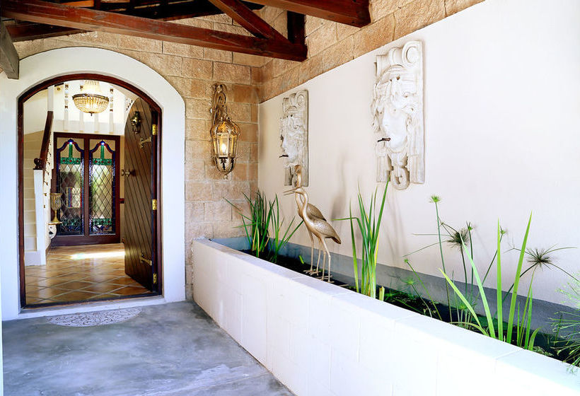 פנסיון Rexford Manor Guesthouse