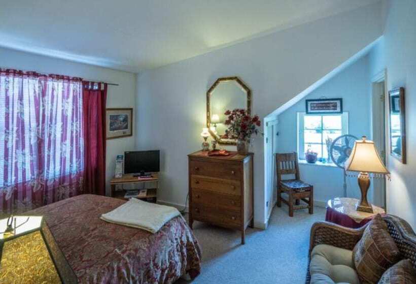 Stone Haus Bed & Breakfast