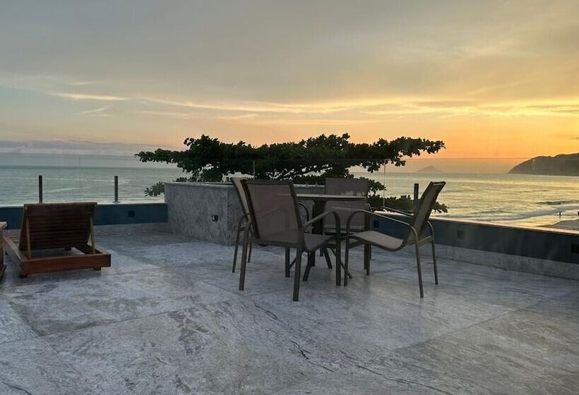 Duke Beach Hotel Maresias