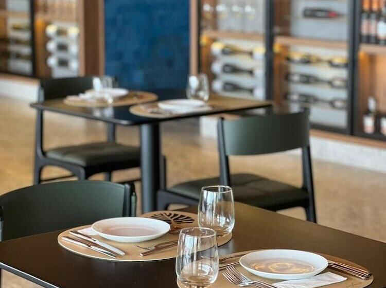 Duke Beach Hotel Maresias