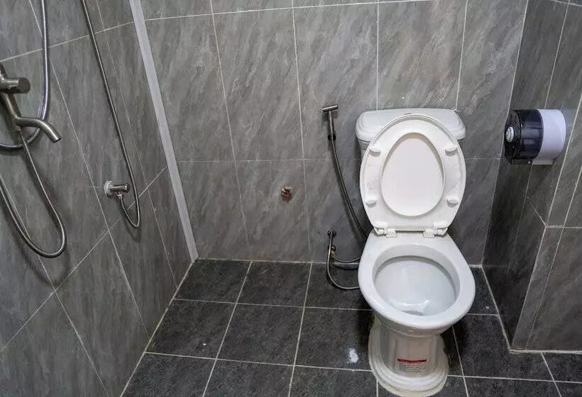 ペンション Empire House, Phnom Penh