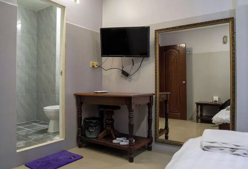 ペンション Empire House, Phnom Penh