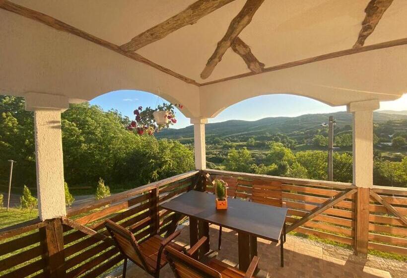 Pensiunea La Popa’s