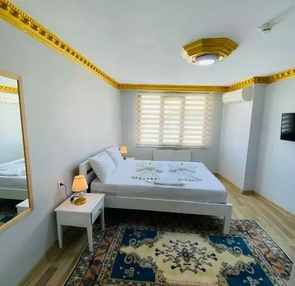 Stylish Hotel Old City