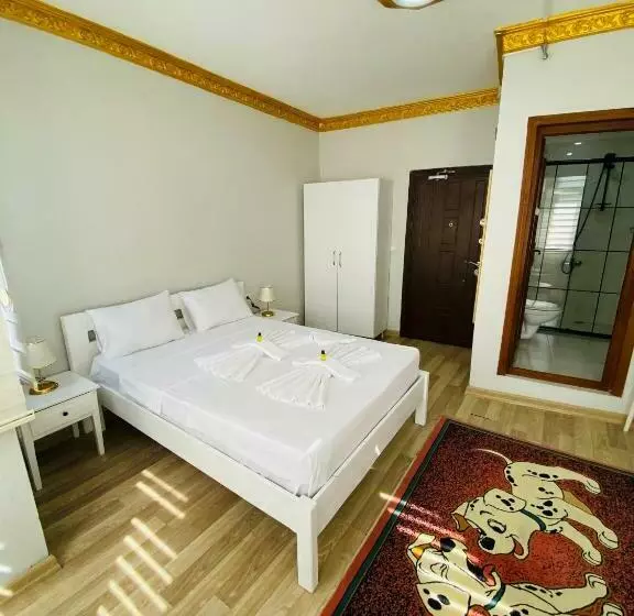 Stylish Hotel Old City