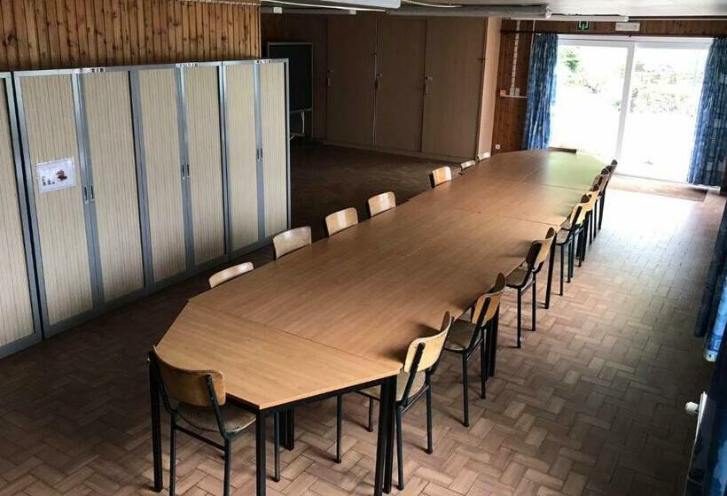 Общежитие Centre Louis Delobbe