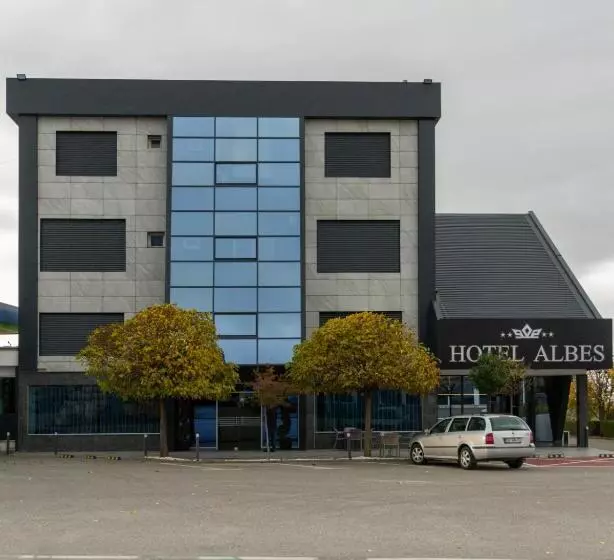 Hotelli Albes